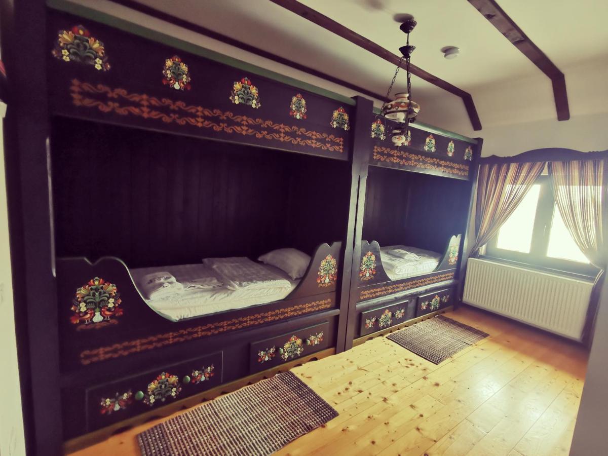 Pensiunea Casa Moga Bucium  Buitenkant foto
