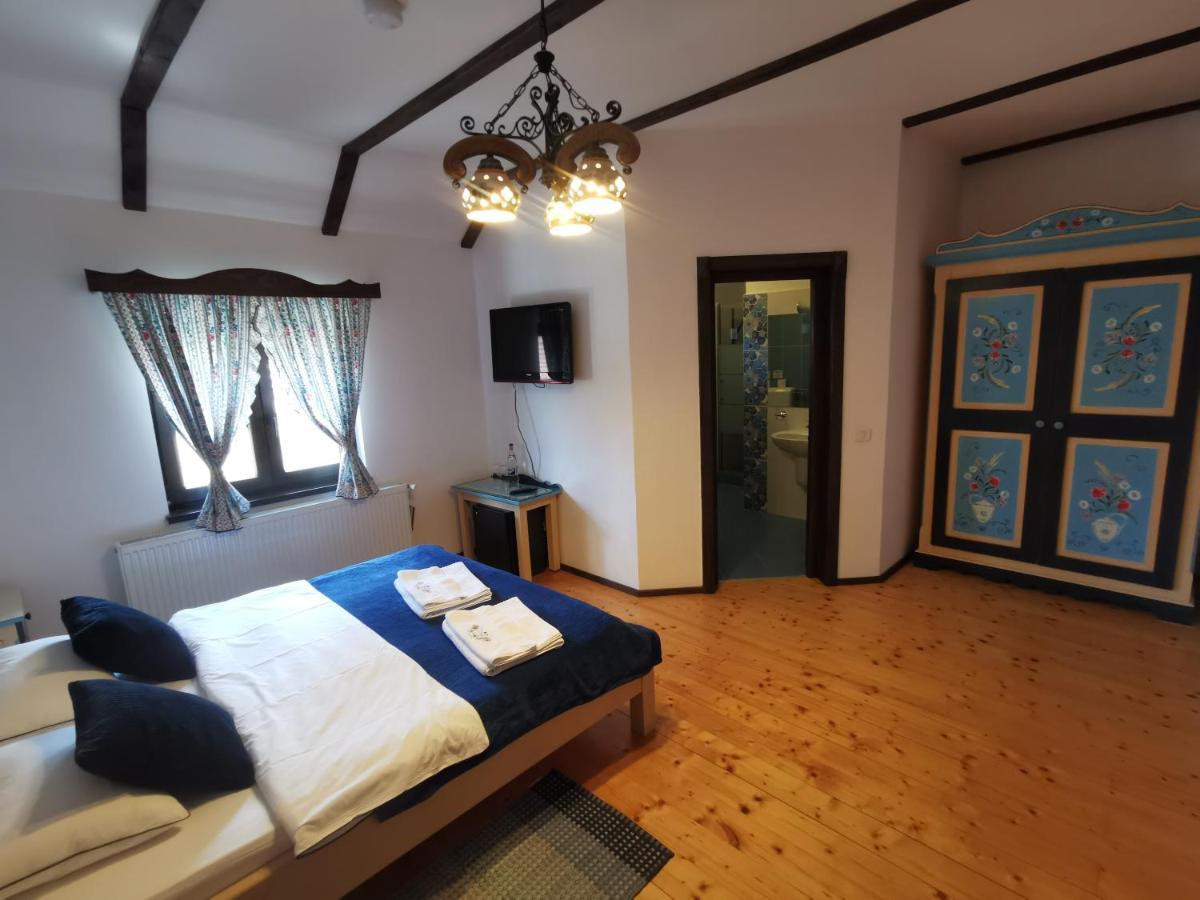 Pensiunea Casa Moga Bucium  Buitenkant foto