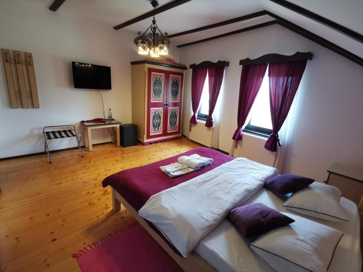 Pensiunea Casa Moga Bucium  Buitenkant foto