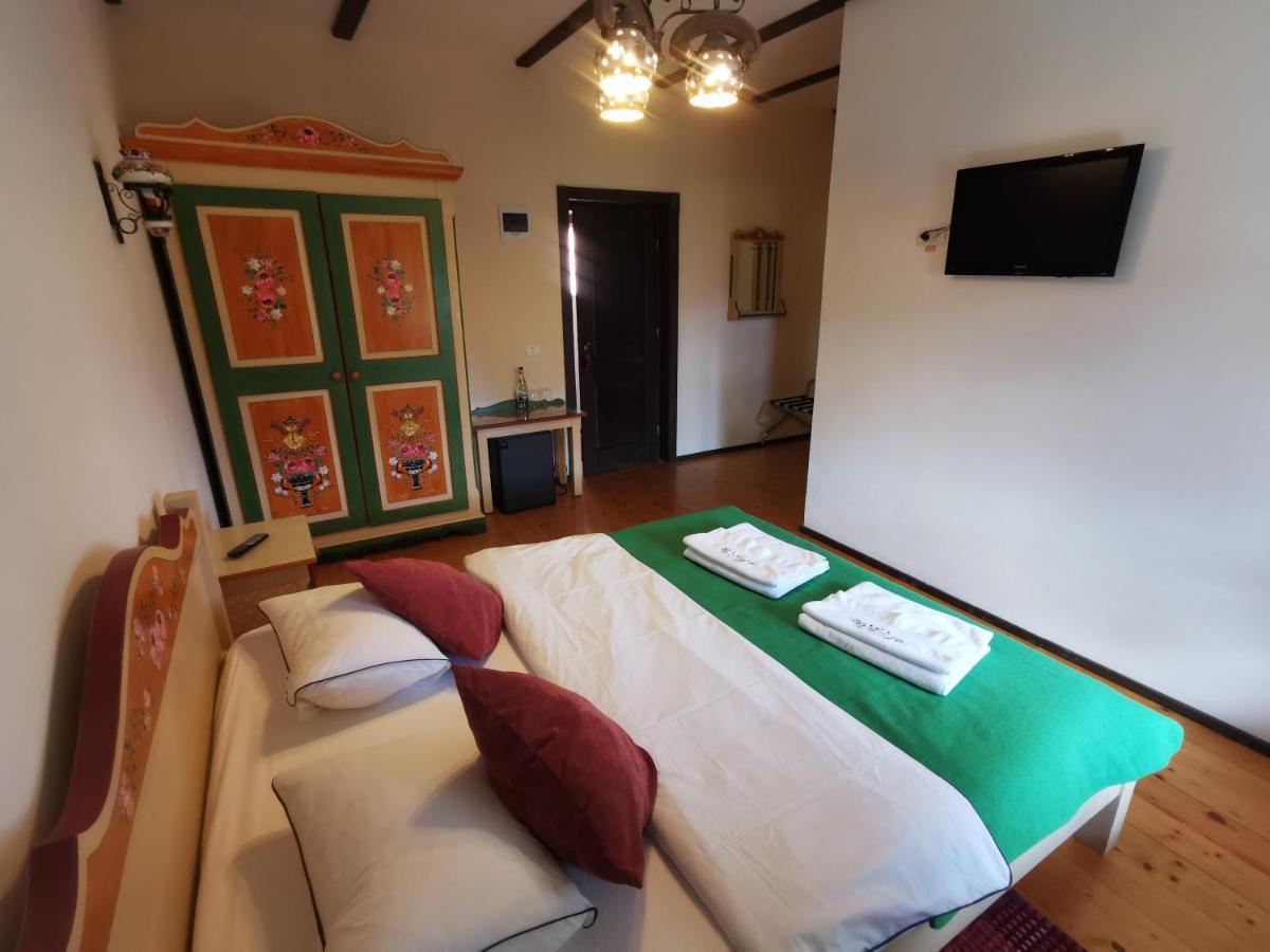 Pensiunea Casa Moga Bucium  Buitenkant foto