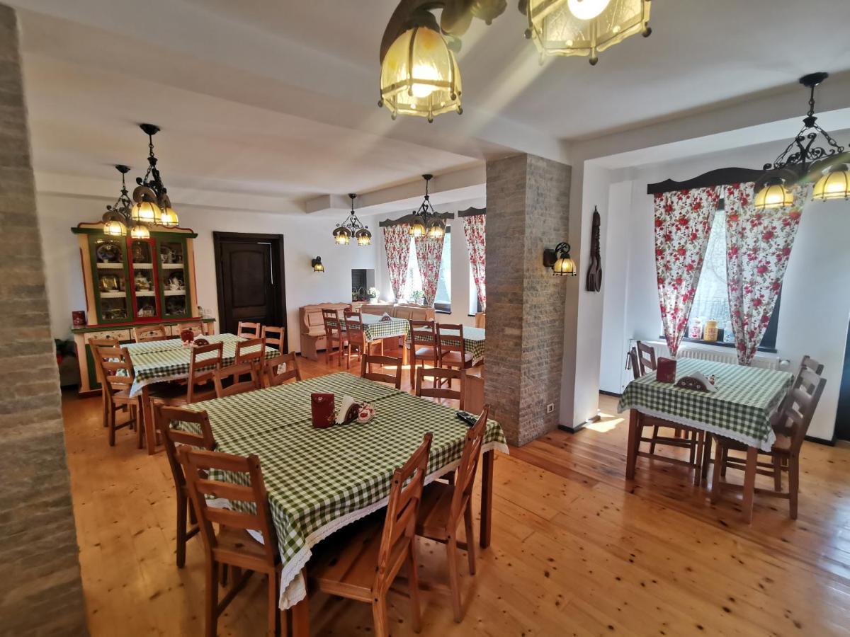 Pensiunea Casa Moga Bucium  Buitenkant foto