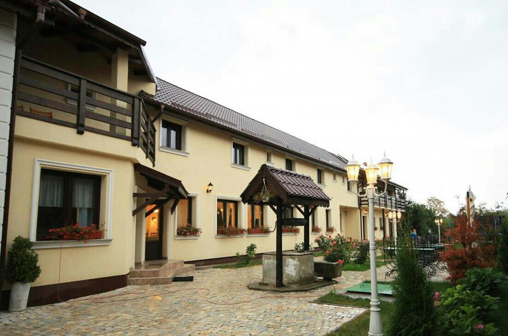 Pensiunea Casa Moga Bucium  Buitenkant foto